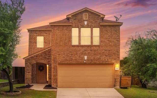 5747 Columbia Dr