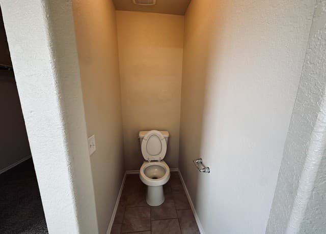 7102  Hibiscus Fls, San Antonio, TX 78218 — photo 20