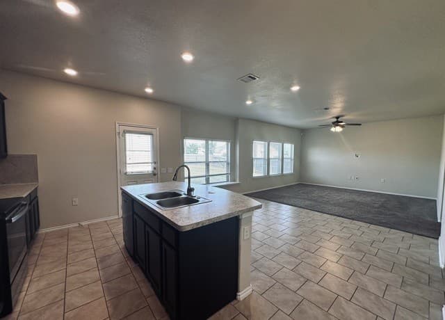 7102  Hibiscus Fls, San Antonio, TX 78218 — photo 6