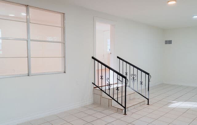 1730 W Mistletoe Ave, San Antonio, TX 78201 — photo 25