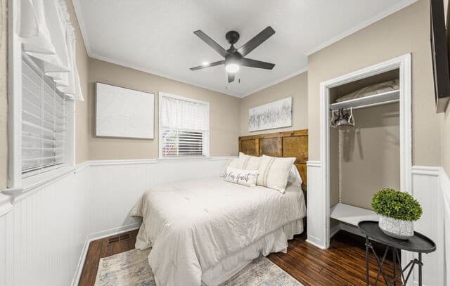 506 N Lincoln St, Fredericksburg, TX 78624 — photo 13