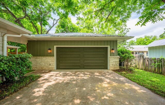506 N Lincoln St, Fredericksburg, TX 78624 — photo 25