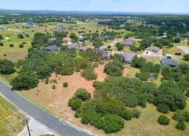 109  S Calvin Barrett, Blanco, TX 78606 — photo 7