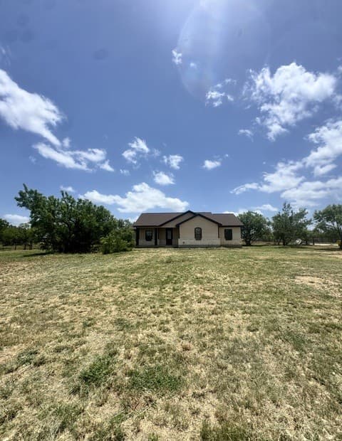 141  County Road 2667, Devine, TX 78016 — photo 8