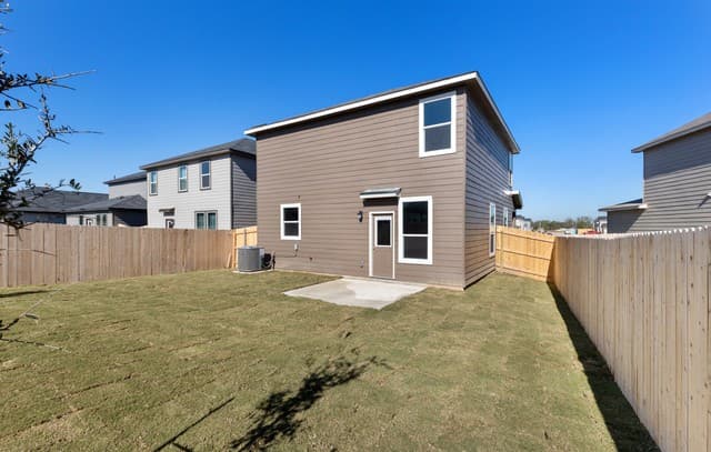 822  Bifurcate Bnd, San Antonio, TX 78221 — photo 8