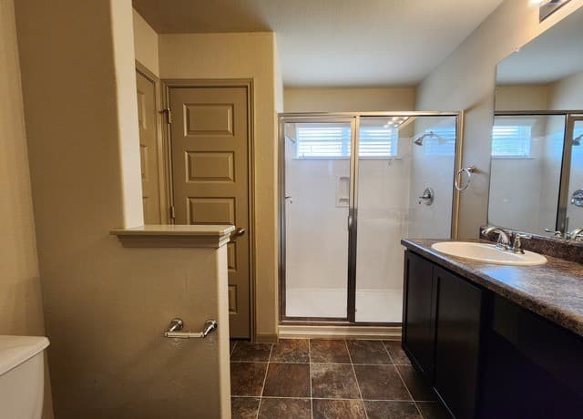 789  Great Oaks Dr, New Braunfels, TX 78130 — photo 11