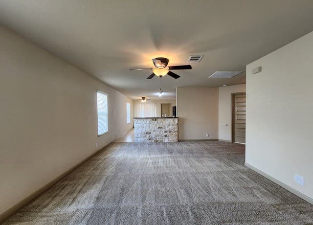 789  Great Oaks Dr, New Braunfels, TX 78130 — photo 5