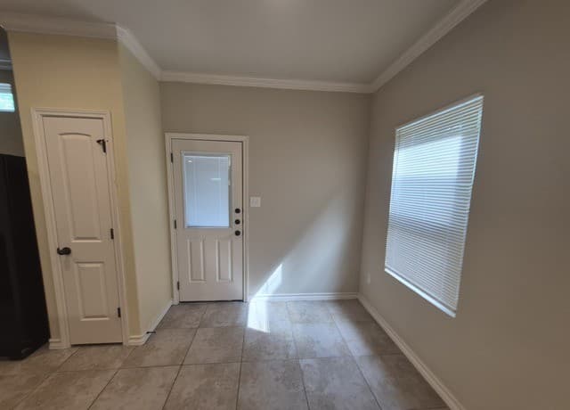 6926  Lakeview Dr. Unit 102, San Antonio, TX 78244 — photo 4