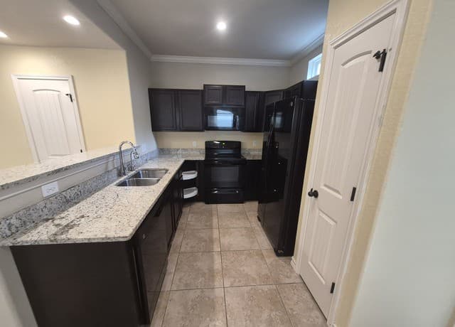 6926  Lakeview Dr. Unit 102, San Antonio, TX 78244 — photo 5