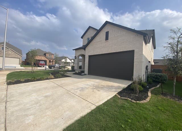 1809  Nettletree Rd, New Braunfels, TX 78132 — photo 4