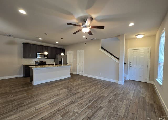 750  Milestone Park, New Braunfels, TX 78130 — photo 4