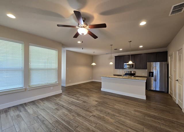 750  Milestone Park, New Braunfels, TX 78130 — photo 5