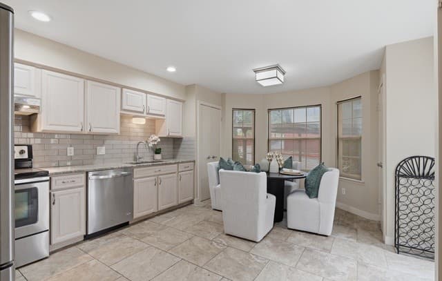 7711  Callaghan Rd Unit APT 301, San Antonio, TX 78229 — photo 11