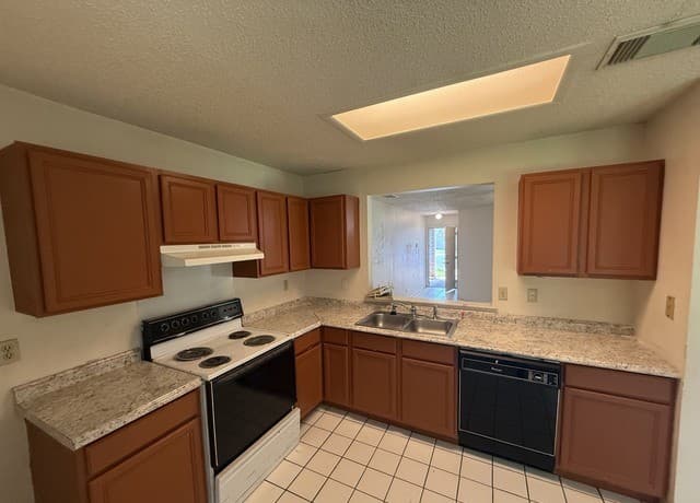 2907  Broad Plain Dr, San Antonio, TX 78245 — photo 5