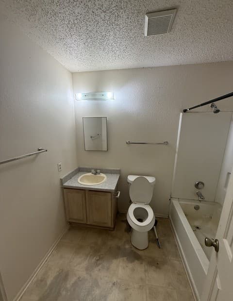 2907  Broad Plain Dr, San Antonio, TX 78245 — photo 9