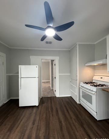 124  Wiggins Pl, San Antonio, TX 78214 — photo 13
