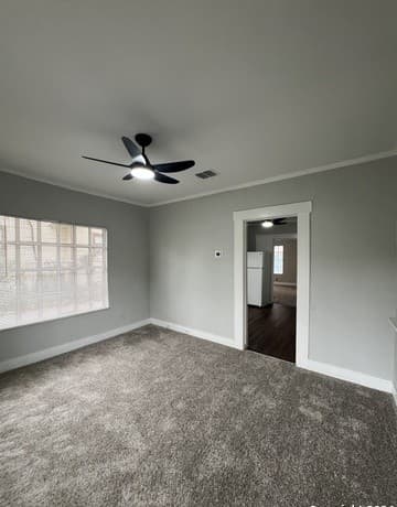 124  Wiggins Pl, San Antonio, TX 78214 — photo 7