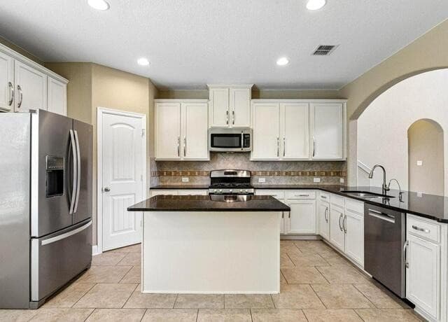 2949  Mistywood Ln, Schertz, TX 78108 — photo 9