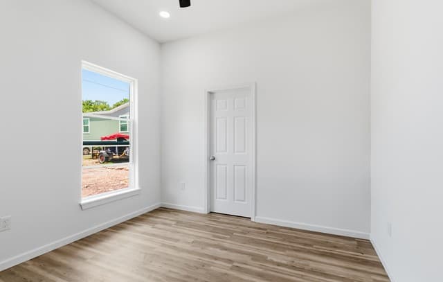 1130  Hidden Fawn Unit 2, Canyon Lake, TX 78133 — photo 16