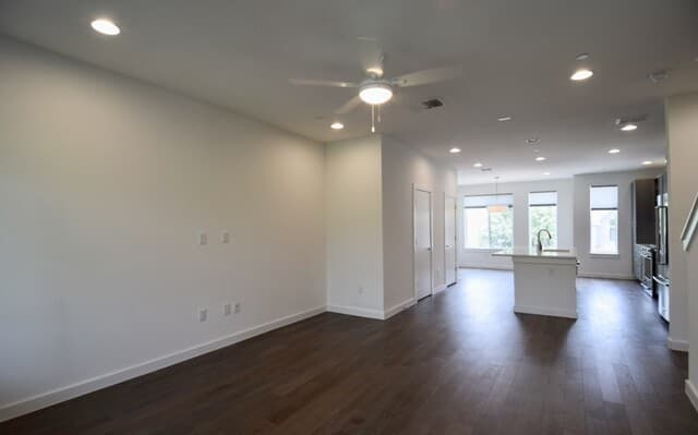 102  Tendick Street Unit 802, San Antonio, TX 78209 — photo 8