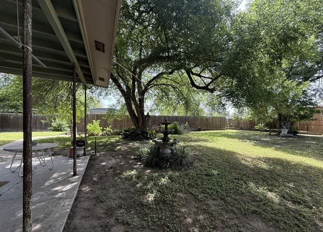 100  Hazel Ave, Three Rivers, TX 78071 — photo 16