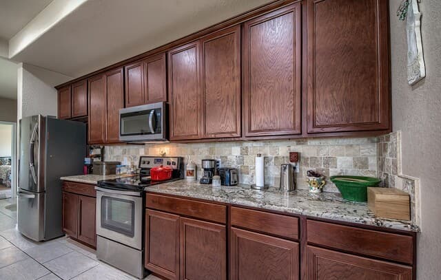 504  34th Street, Hondo, TX 78861 — photo 11