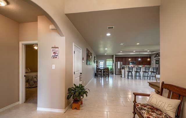 504  34th Street, Hondo, TX 78861 — photo 3