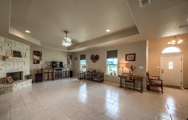 504  34th Street, Hondo, TX 78861 — photo 8