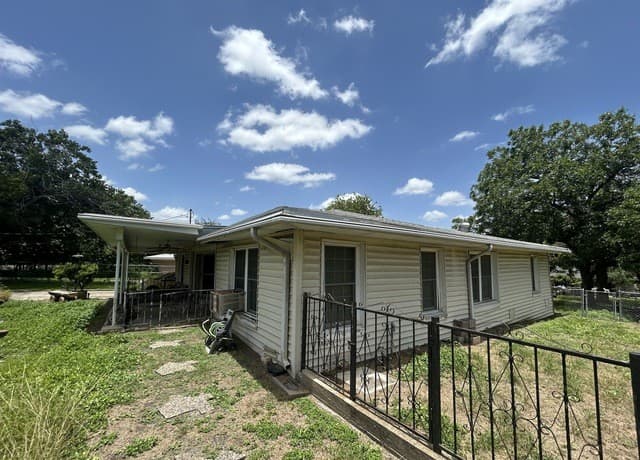2538 Benrus, San Antonio, TX 78228 — photo 3