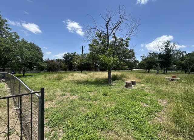2538 Benrus, San Antonio, TX 78228 — photo 4