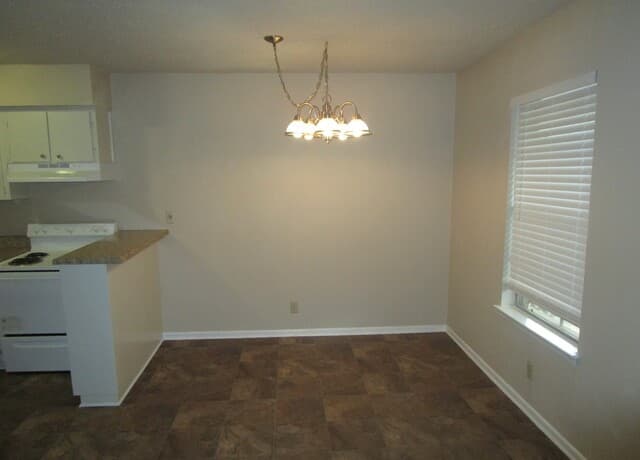 718 W Russell Pl Unit 12, San Antonio, TX 78212 — photo 2