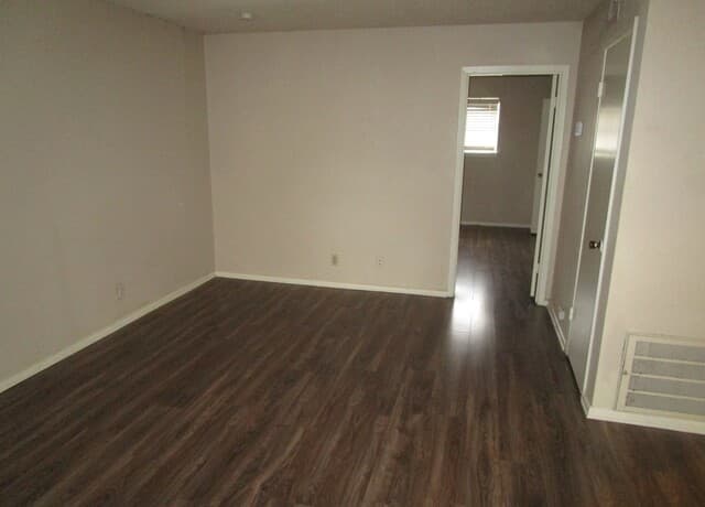 718 W Russell Pl Unit 12, San Antonio, TX 78212 — photo 5