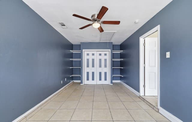6210  Valley Queen, San Antonio, TX 78250 — photo 14