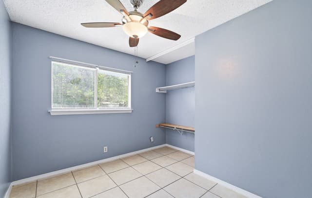 6210  Valley Queen, San Antonio, TX 78250 — photo 19