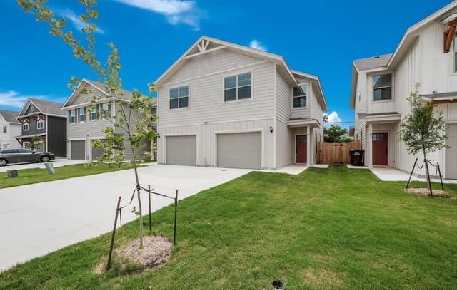 2507  Lynwood Bnd Unit 101, San Antonio, TX 78245 — photo 2