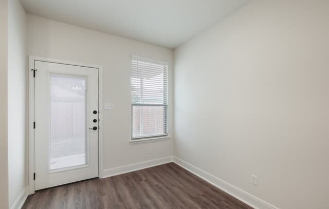 2507  Lynwood Bnd Unit 101, San Antonio, TX 78245 — photo 8