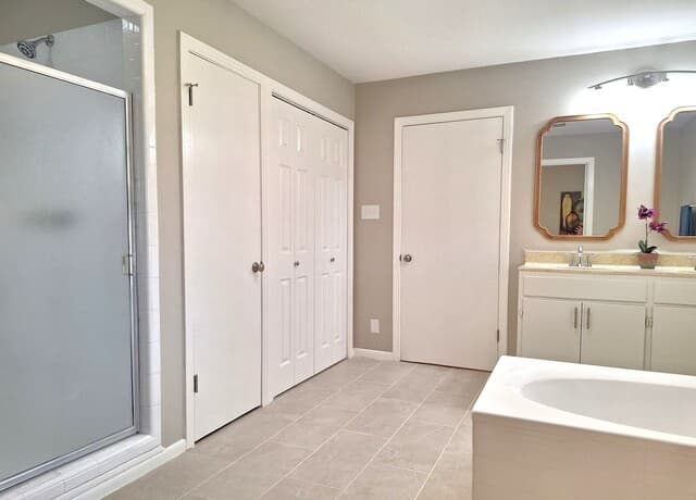 1001 Naples St, Castroville, TX 78009 — photo 11