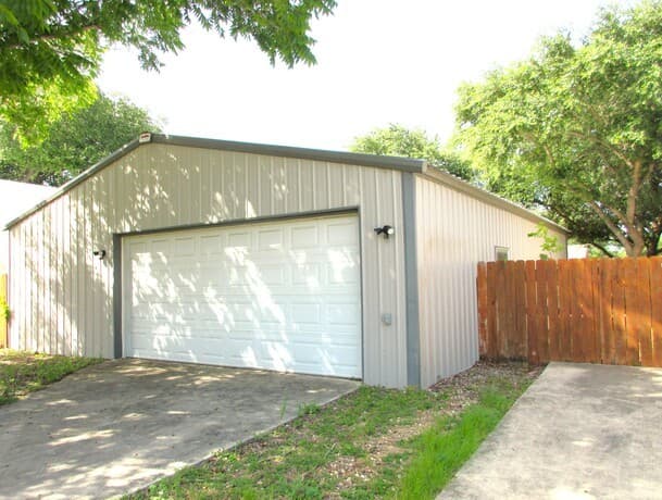 1001 Naples St, Castroville, TX 78009 — photo 16