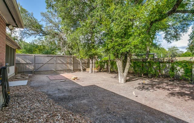 10  Oakwell Farms Pkwy, San Antonio, TX 78218 — photo 25
