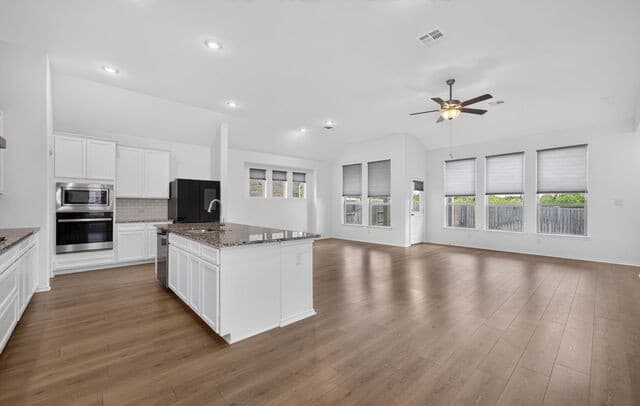 207  Foxtail Woods, Cibolo, TX 78108 — photo 4