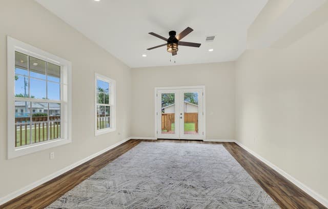 312 N Lavernia, Marion, TX 78124 — photo 8