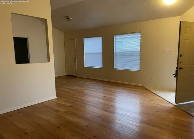 14537  Clovelly Wood, San Antonio, TX 78233 — photo 4