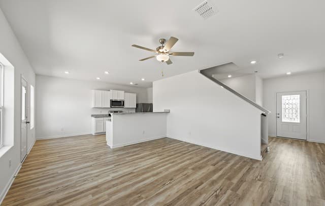 11506  Cardinal Creek, San Antonio, TX 78223 — photo 6