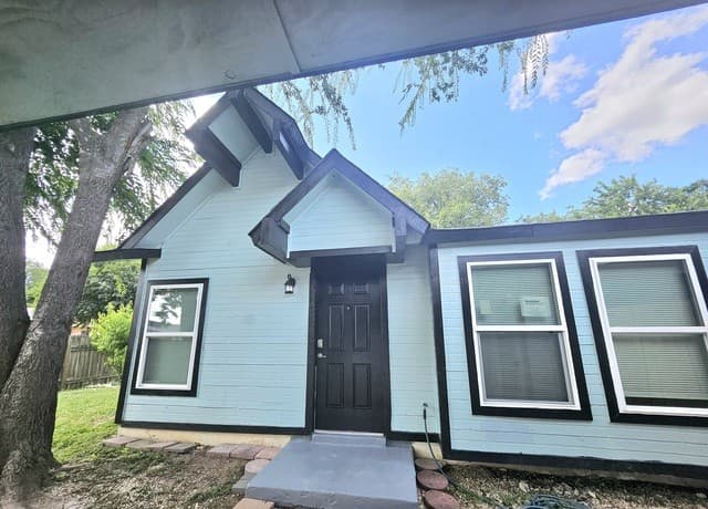6903 E Belforest, San Antonio, TX 78239