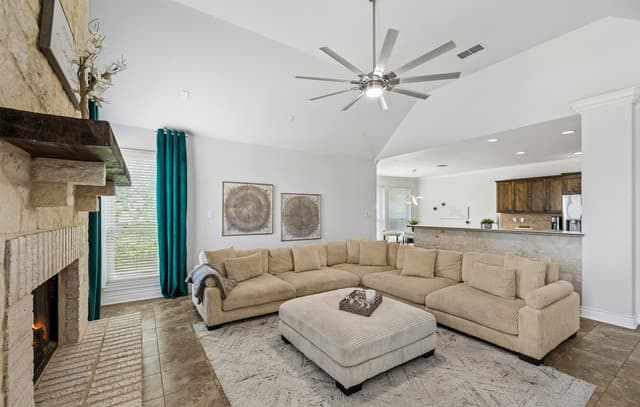 13326  Wind Rdg, Helotes, TX 78023 — photo 23