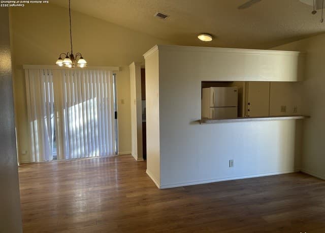 14439  Hereford, San Antonio, TX 78217 — photo 3