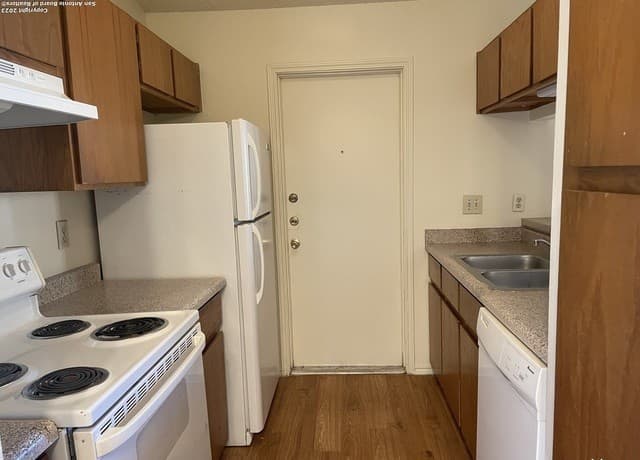 14439  Hereford, San Antonio, TX 78217 — photo 4