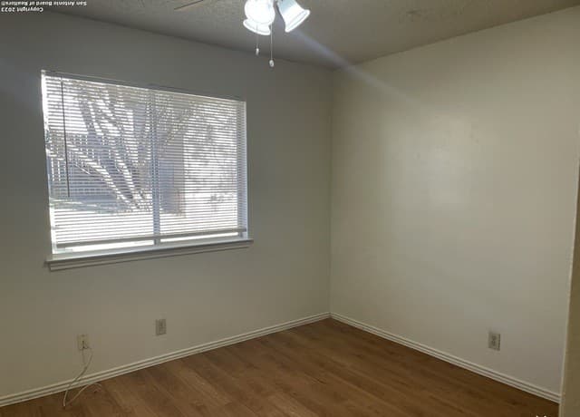 14439  Hereford, San Antonio, TX 78217 — photo 7