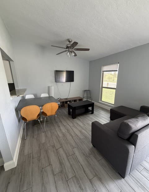 4949  Hamilton Wolfe Unit 4204, San Antonio, TX 78229 — photo 4