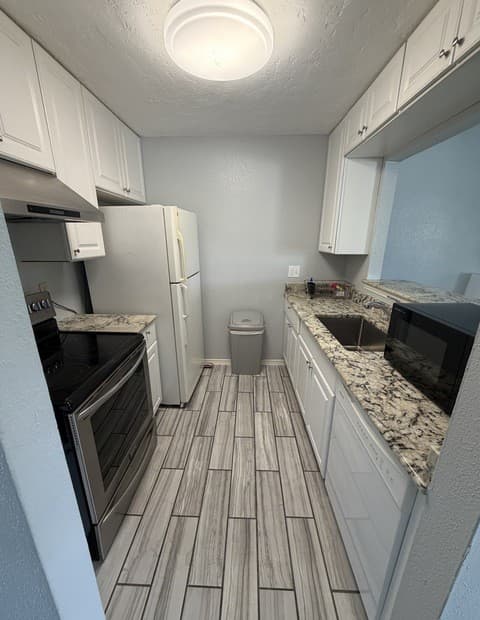 4949  Hamilton Wolfe Unit 4204, San Antonio, TX 78229 — photo 5